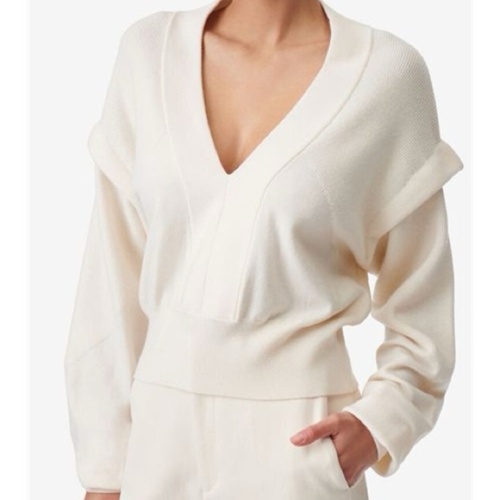 IRO PARIS Elegant Cream V-Neck Sweater
